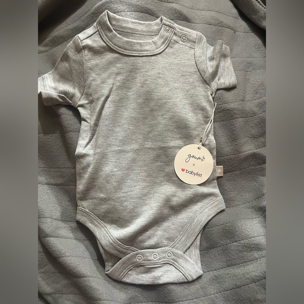 Grey 0-3 NWT Goumi Onesie 70% Viscose (Bamboo) 30% Cotton